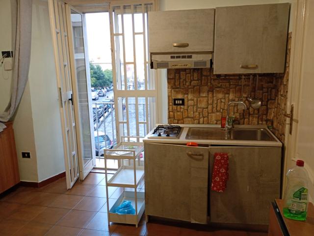 Monolocale in affitto a Napoli
