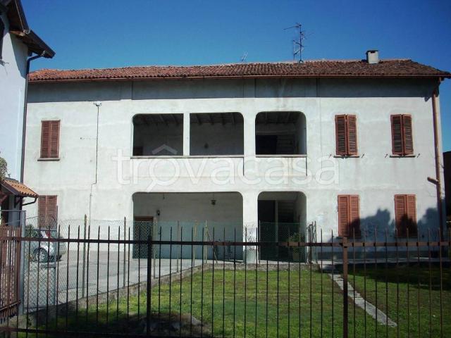 Monolocale in affitto a Ronco Briantino via V. Mandelli, 16