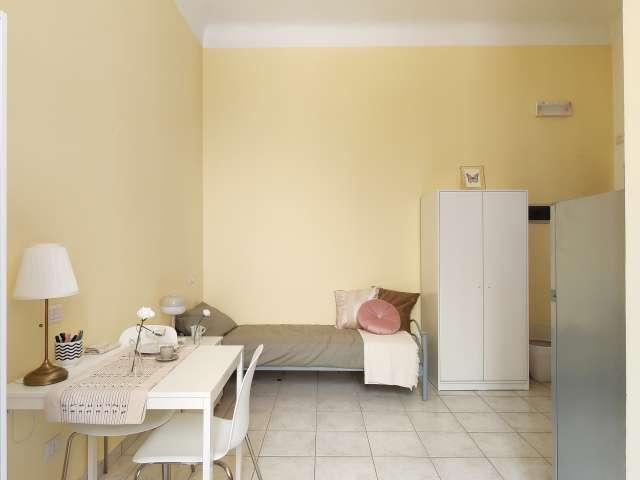 Monolocale in affitto a Stadera, Milano
