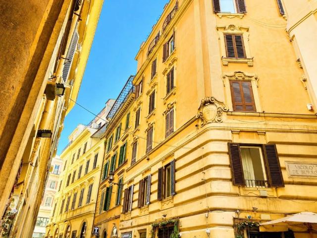 Monolocale in vendita a Trevi, Roma