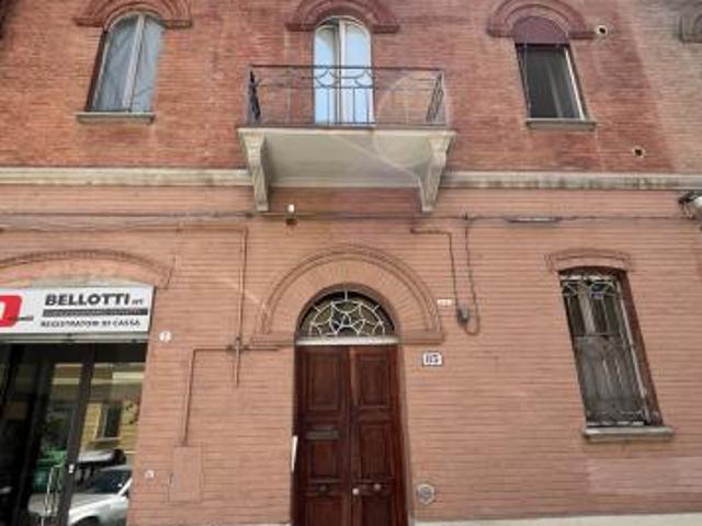Monolocale in vendita a Bologna, Massarenti