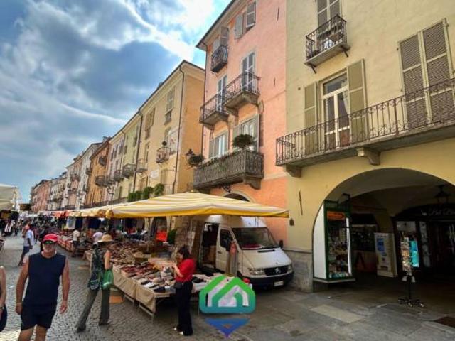 Monolocale in vendita a Cuneo via Roma, 46, Centro Storico
