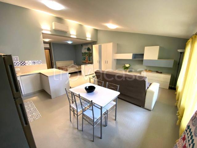 Monolocale in vendita a Desenzano del Garda