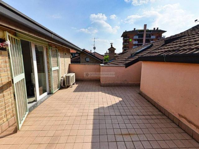 Monolocale in vendita a Desio via Claudio Monteverdi, 5