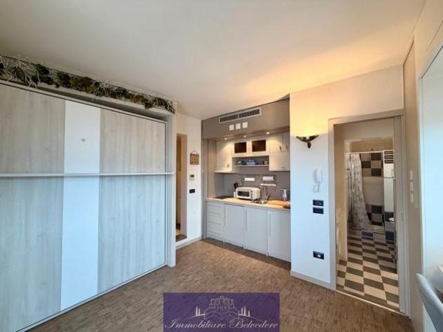 Monolocale in vendita a Firenze, Careggi