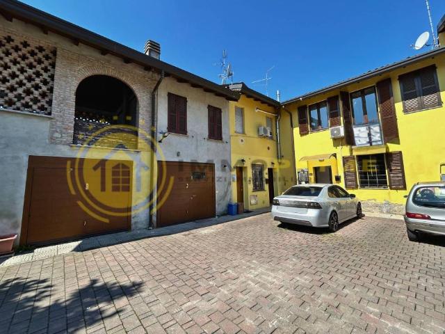 Monolocale in vendita a Giussano viale Monza, 72