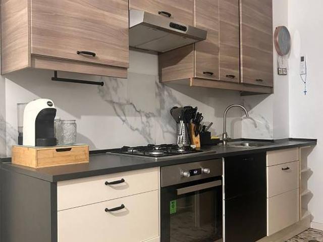 Monolocale in vendita a Milano, Cermenate Abbiategrasso