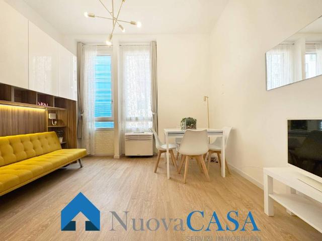 Monolocale in vendita a Milano via Napo Torriani, 22, Centrale