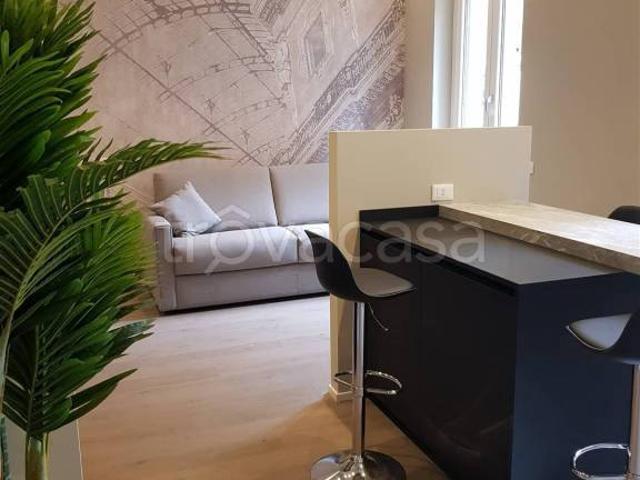 Monolocale in vendita a Milano via Francesco Sforza, 3, Guastalla