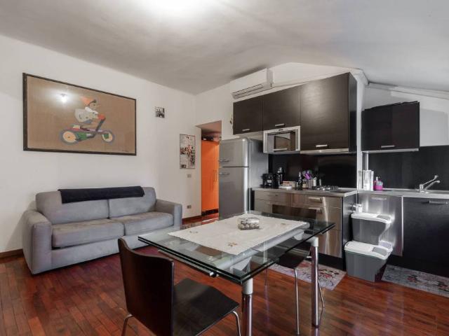 Monolocale in vendita a Milano, Vigentino Fatima