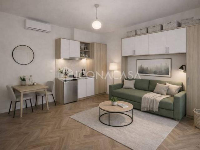 Monolocale in vendita a Napoli via Salvator Rosa, 153, Piazza Canneto Salvator Rosa