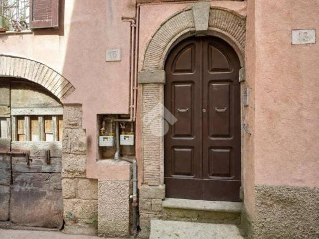 Monolocale in vendita a Orte via Poerio, 15
