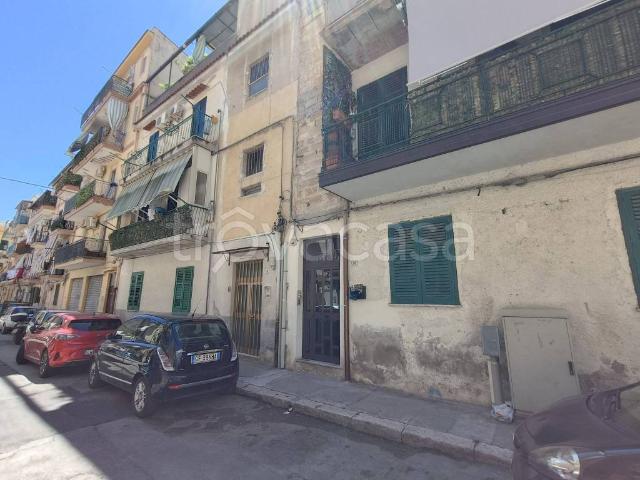 Monolocale in vendita a Palermo via Scillato, 20, Altarello