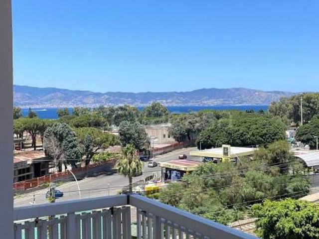 Monolocale in vendita a Reggio di Calabria via Nazionale Pentimele, Archi
