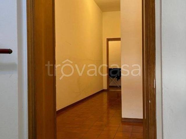 Monolocale in vendita a Reggio nell'Emilia, Centro Storico