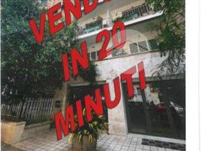 Monolocale in vendita a Roma, Africano Villa Chigi