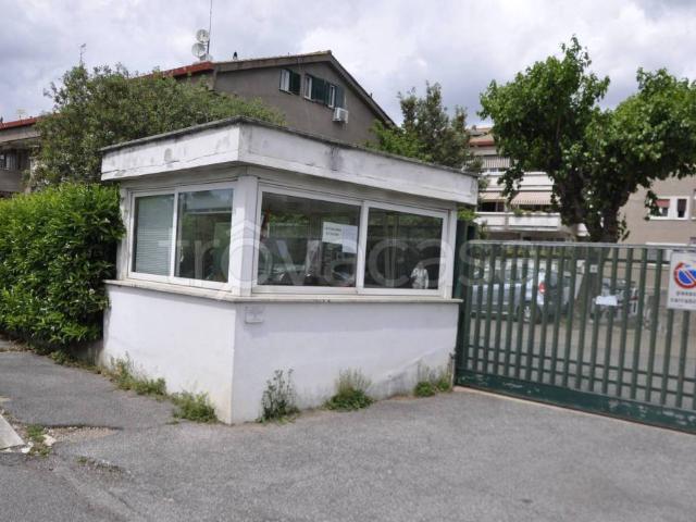 Monolocale in vendita a Roma, Cassia San Godenzo