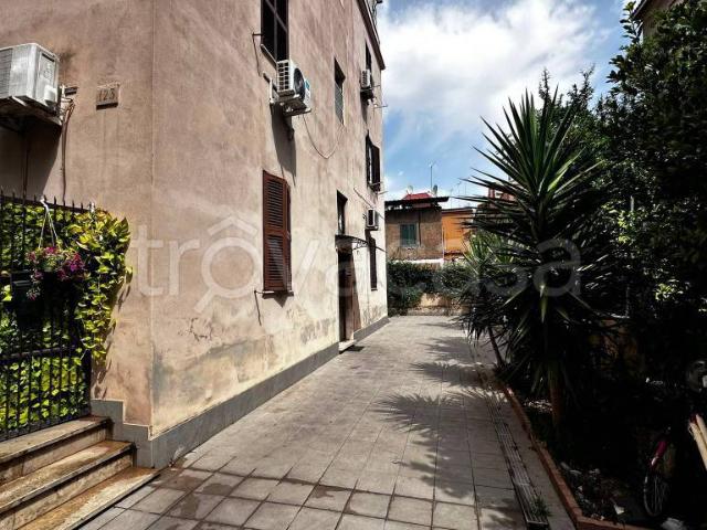 Monolocale in vendita a Roma via dei Gelsi, Centocelle