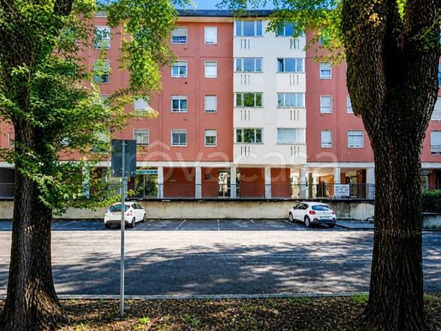 Monolocale in vendita a San Donato Milanese via Angelo Moro, 36