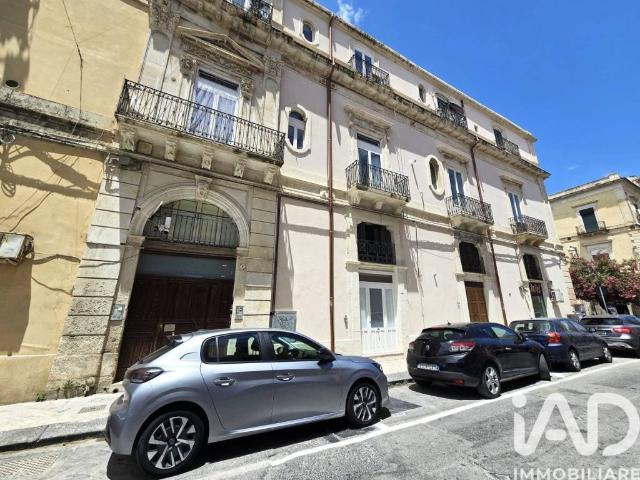 Monolocale in vendita a Siracusa via della Dogana, 8, Umberto Ermocrate