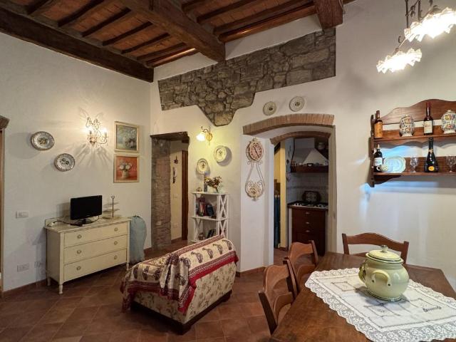 Monolocale in vendita a Suvereto