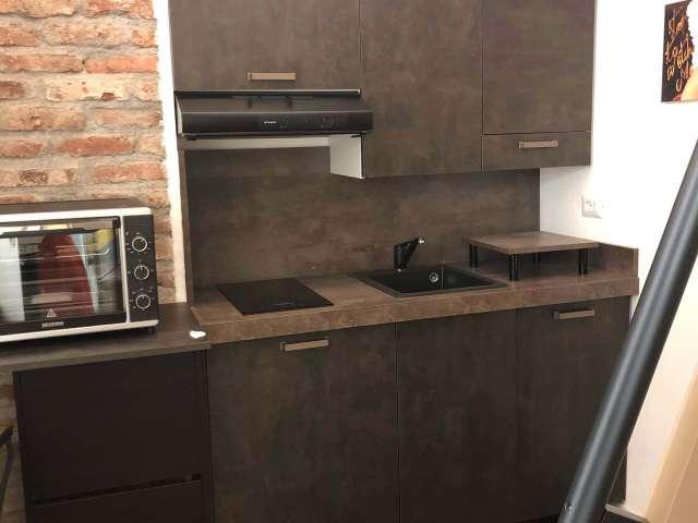 Monolocale in via Gaetano De Castilla a Milano