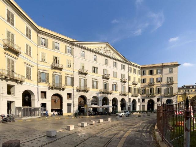 Monolocale piazza Carlo Felice 35, Via Roma, Torino