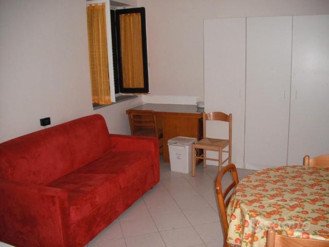 Monolocale pogliano/rho