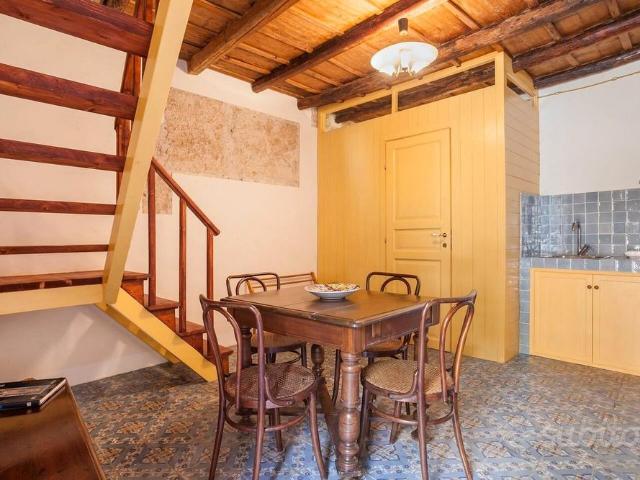 Monolocale soppalcato rifiniture pregio