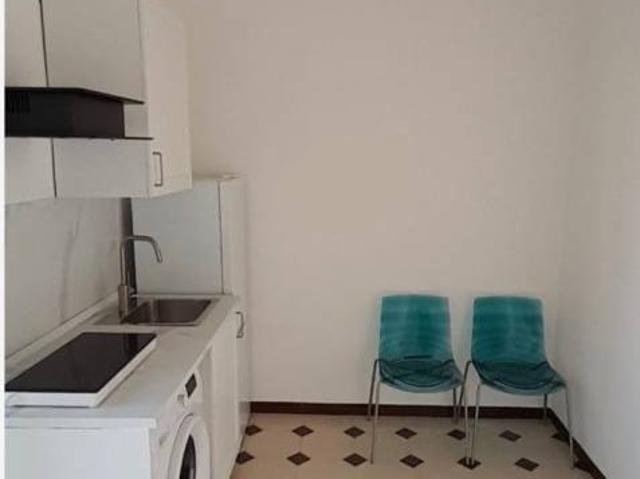 Monolocale Vico Crocifisso 2, Carbonara di Bari, Bari