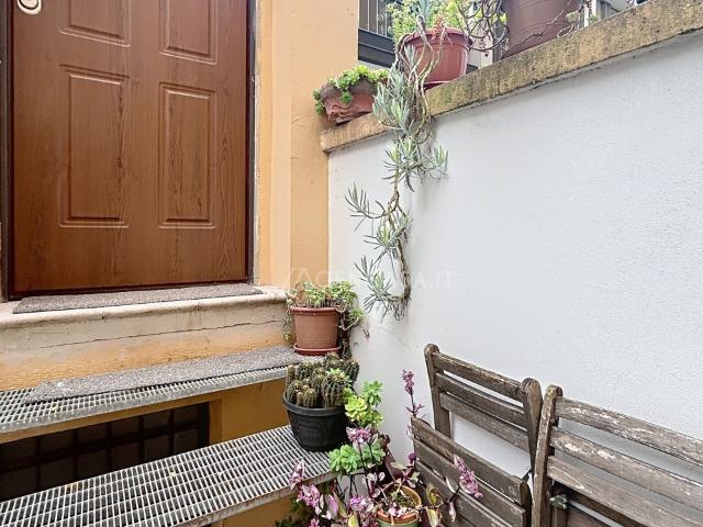 Monolocale Via Vivarini, Milano
