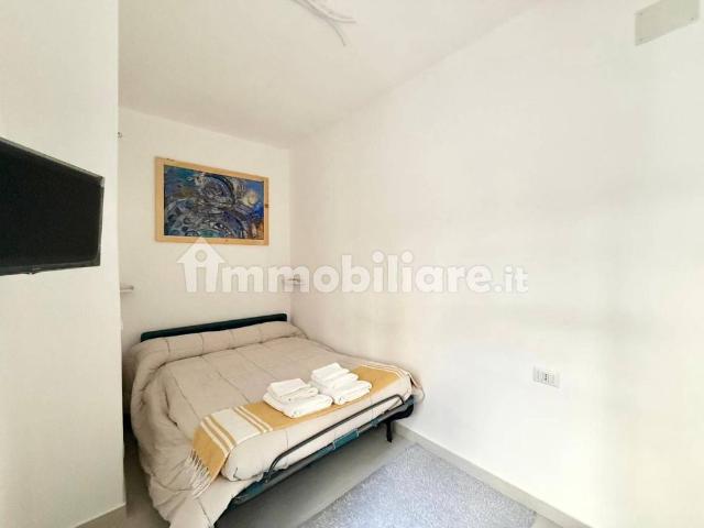 Monolocale via Atri 30, Centro Storico, Napoli