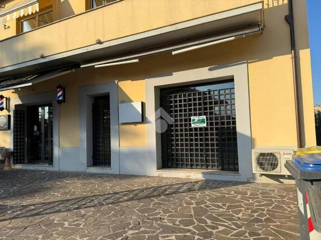 Monolocale via Centrale Umbra 32, Centro, Spello