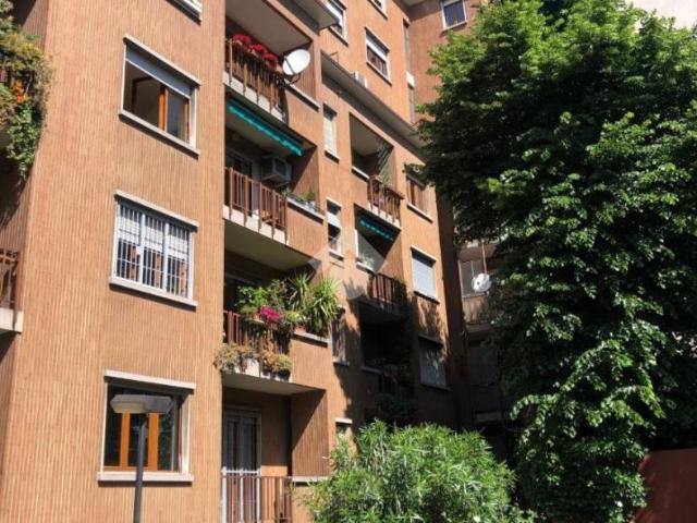 Monolocale via Cecchi 9, Washington, Milano