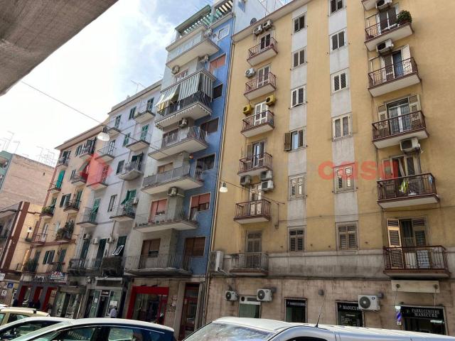 Monolocale via Cesare Battisti, 44, Tre Carrare, Taranto