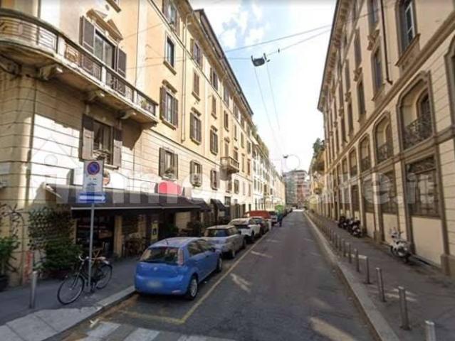 Monolocale via Clusone, Montenero, Milano