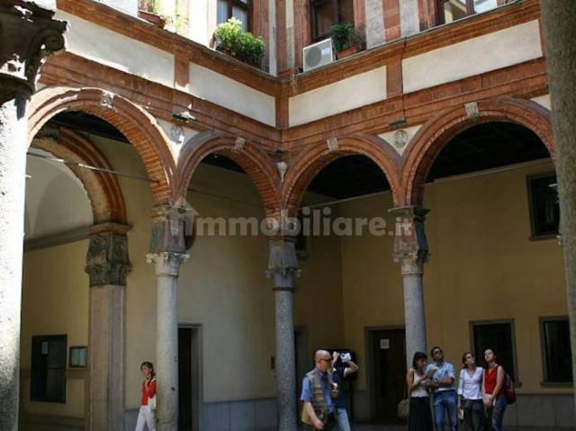 Monolocale via dei Piatti, Carrobbio, Milano