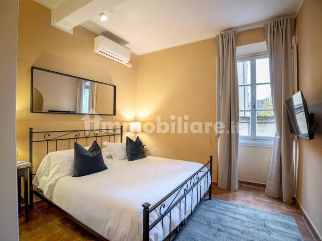 Monolocale via del Giardino Serristori 25, San Niccolò, Firenze