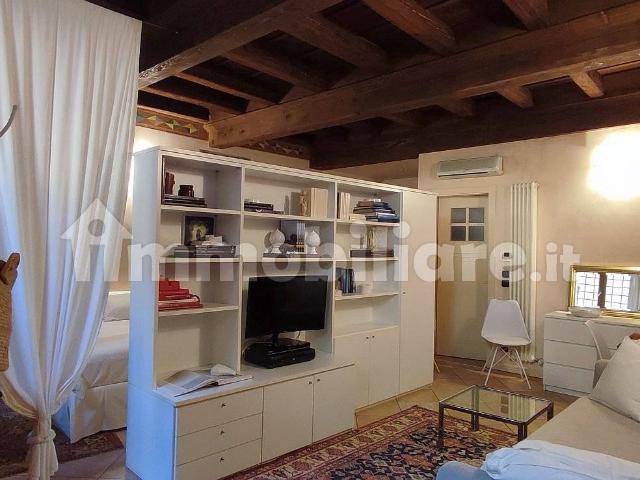 Monolocale via Domenico Frangini 11, Centro Storico, Verona