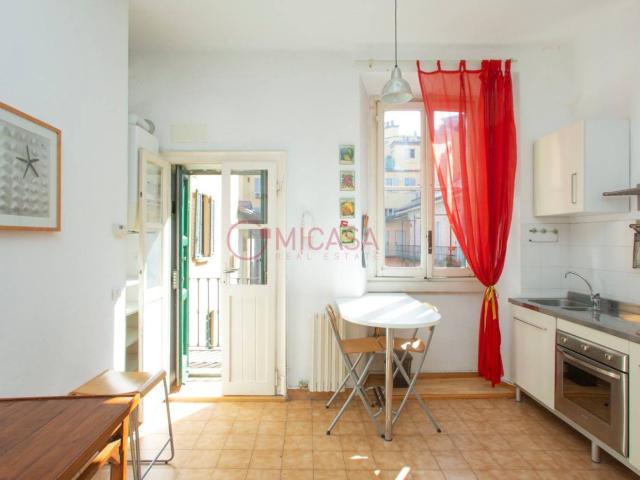 Monolocale via Federico Confalonieri 7, Isola, Milano