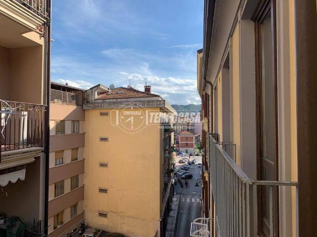 Monolocale via Ferriera 30, Emanuele II, C. Colombo, Morelli e Silvati, Avellino