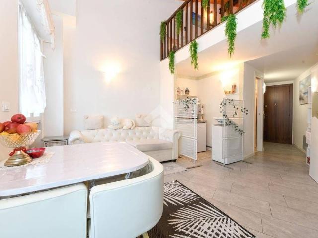 Monolocale via Lamarmora 24, Centro, Sirmione