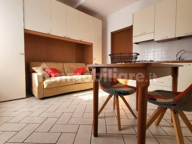 Monolocale via Lodovico il Moro 137, Barona, Milano