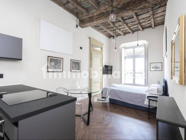 Monolocale via Santa Chiara 8, Quadrilatero Romano, Torino