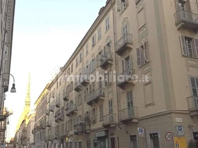 Monolocale via San Massimo 13, Via della Rocca, Torino