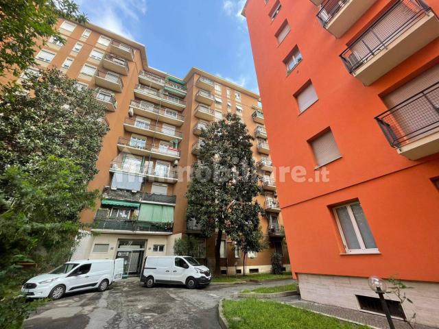 Monolocale via Savona 90/B, Piazza Napoli, Milano
