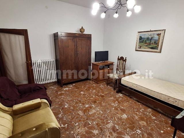Monolocale viale Mecenate, Saione, Arezzo