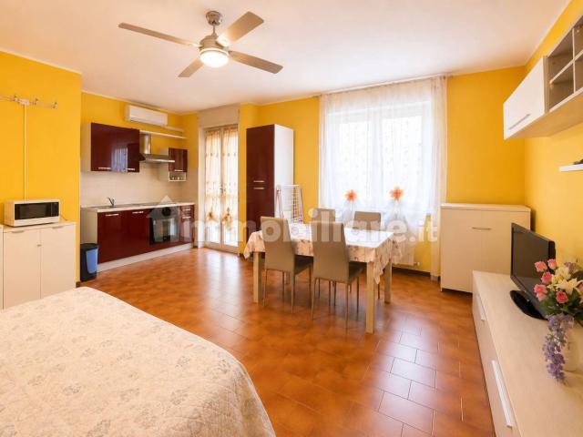 Monolocale viale Giulio Cesare 39, Bicocca, Novara