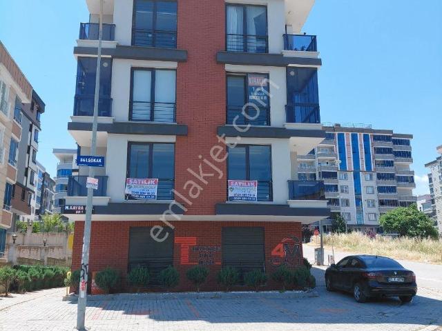 Monopoly'den Cağaloğluna Cephe Satılık 1+1
