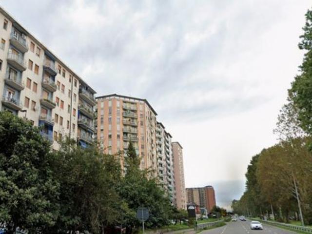 Appartamento con balcone confine Milano e Sesto
